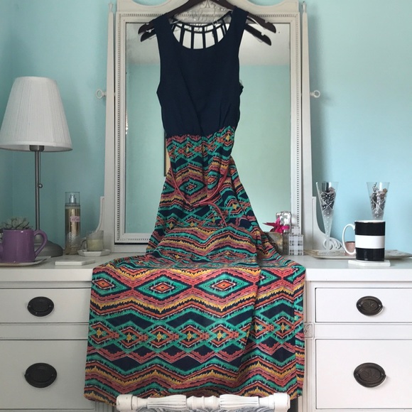 My Michelle Dresses & Skirts - 👗My Michelle Maxi dress with belt! 👗